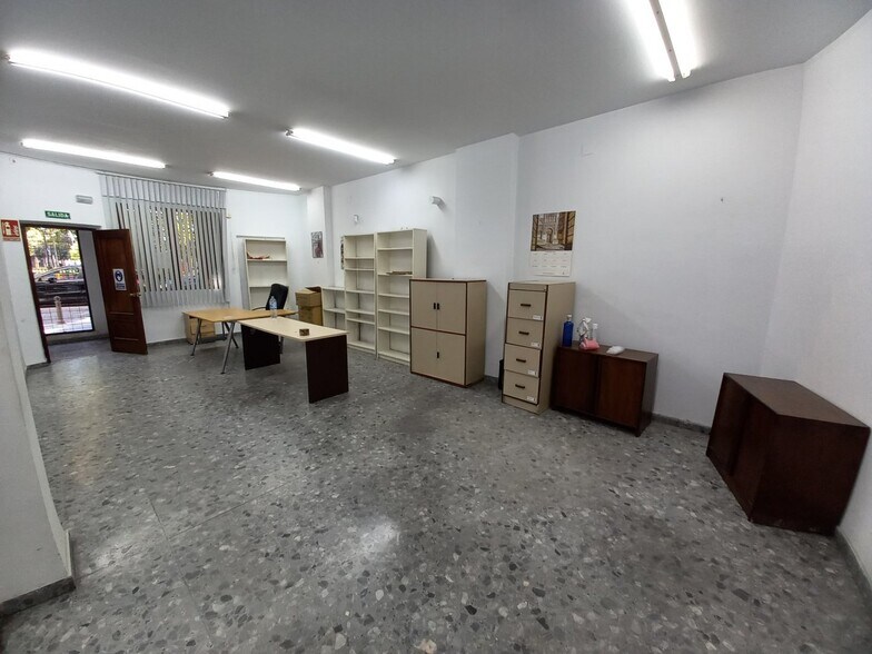 Local en Córdoba, Córdoba en alquiler - Foto del interior - Imagen 2 de 16