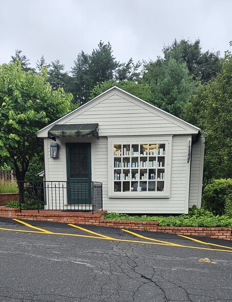 1-3 Brick Walk Ln, Farmington, CT en alquiler - Foto del edificio - Imagen 2 de 4