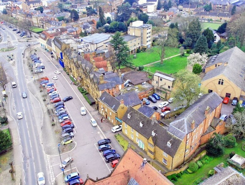 21 Horsefair, Banbury en venta - Foto del edificio - Imagen 3 de 33