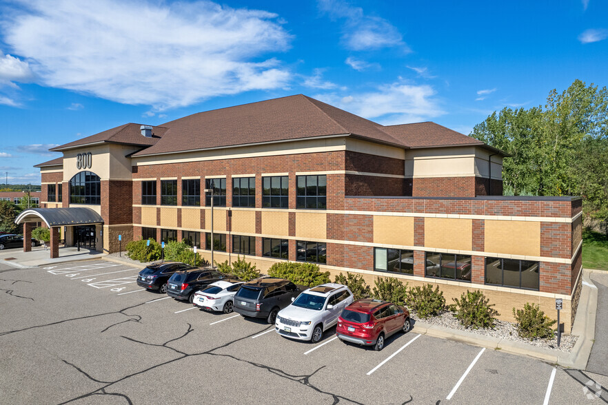 800 Prairie Center Dr, Eden Prairie, MN en alquiler - Foto del edificio - Imagen 3 de 5