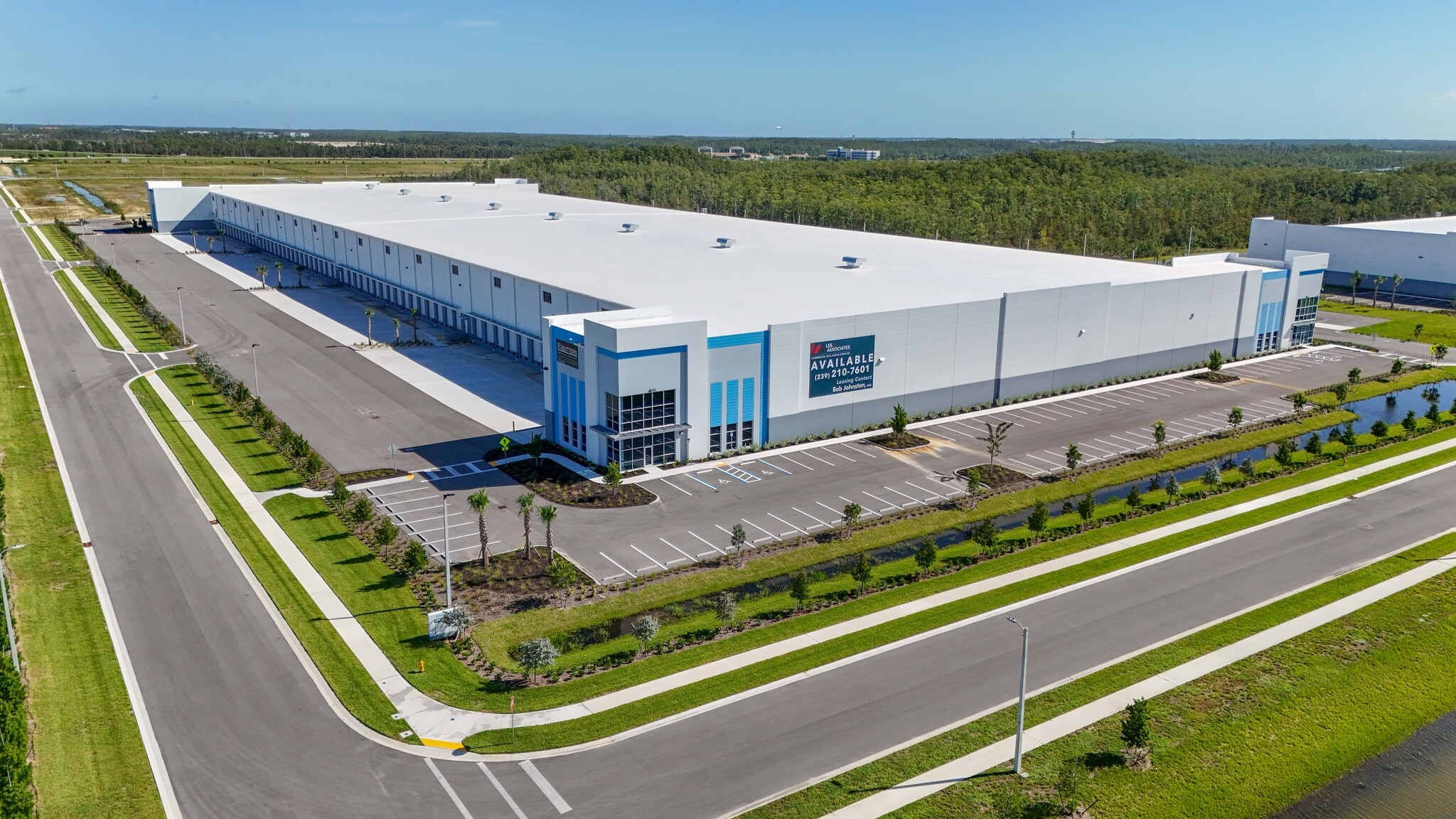 16200 Ben Hill Griffin Pky, Fort Myers, FL en alquiler Foto del edificio- Imagen 1 de 2