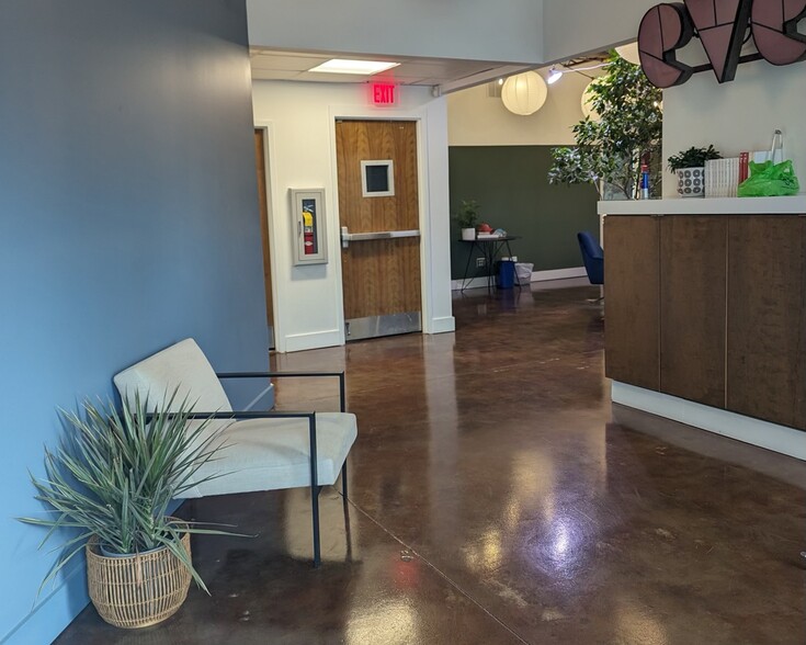 910 Church St, Decatur, GA en alquiler - Foto del interior - Imagen 3 de 7