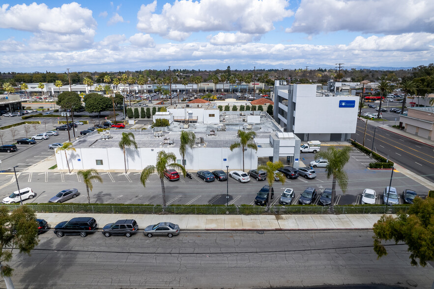 2921 Palo Verde Ave, Long Beach, CA en alquiler - Foto del edificio - Imagen 3 de 7