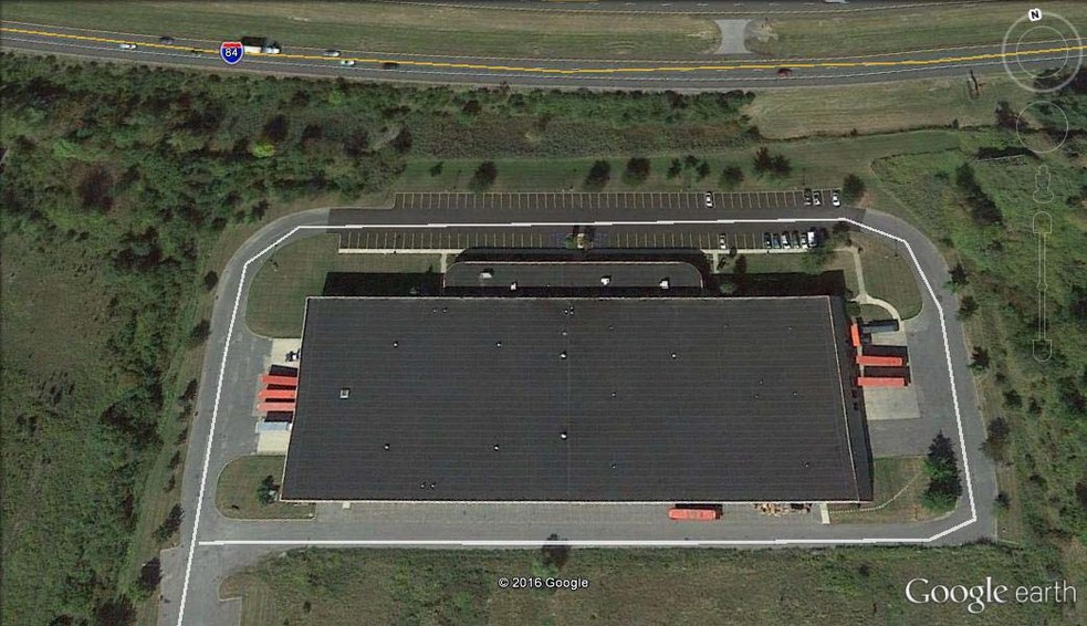 1900 Corporate Blvd, Newburgh, NY en alquiler - Foto del edificio - Imagen 3 de 8