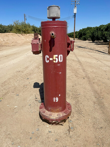 Famoso Rd., Bakersfield, CA en venta - Foto del edificio - Imagen 3 de 9