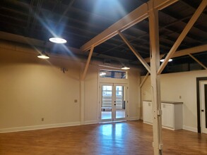 434 Houston St, Nashville, TN en alquiler Foto del interior- Imagen 2 de 6