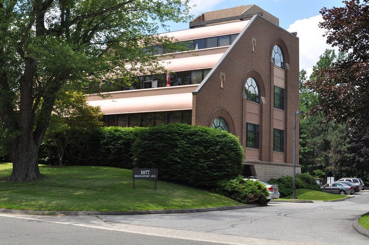 1077 Bridgeport Ave, Shelton, CT en alquiler - Foto del edificio - Imagen 1 de 27