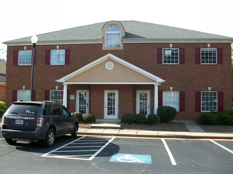 3745 Cherokee St, Kennesaw, GA en alquiler - Foto del edificio - Imagen 1 de 13