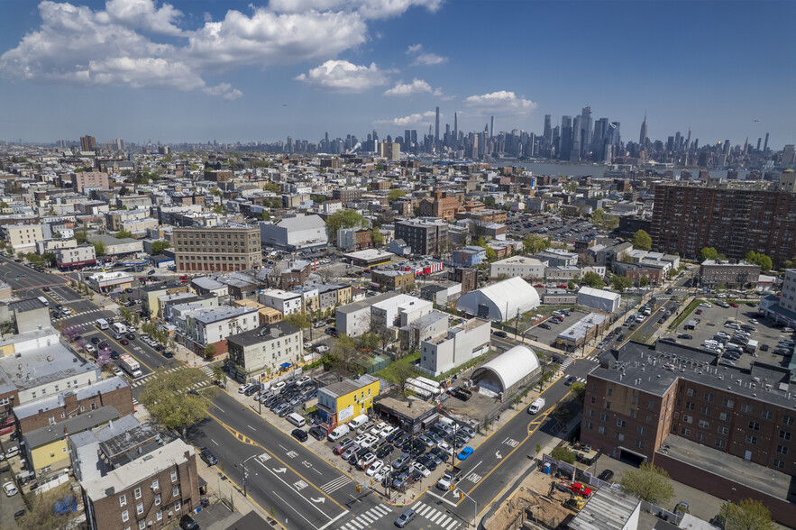 500 Kennedy Blvd, Union City, NJ en alquiler - Foto del edificio - Imagen 1 de 5