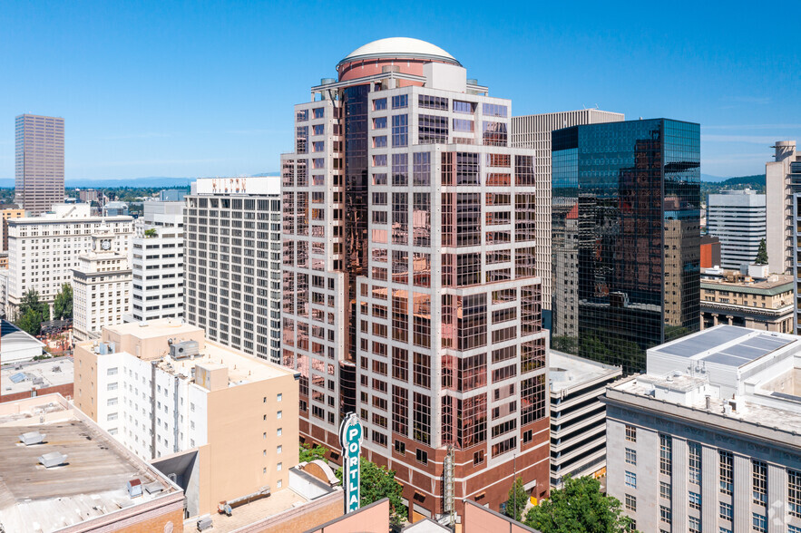 1000 SW Broadway, Portland, OR en alquiler - Foto del edificio - Imagen 2 de 3