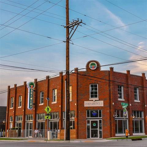 1147 S Lewis Ave, Tulsa, OK en venta - Foto del edificio - Imagen 2 de 34