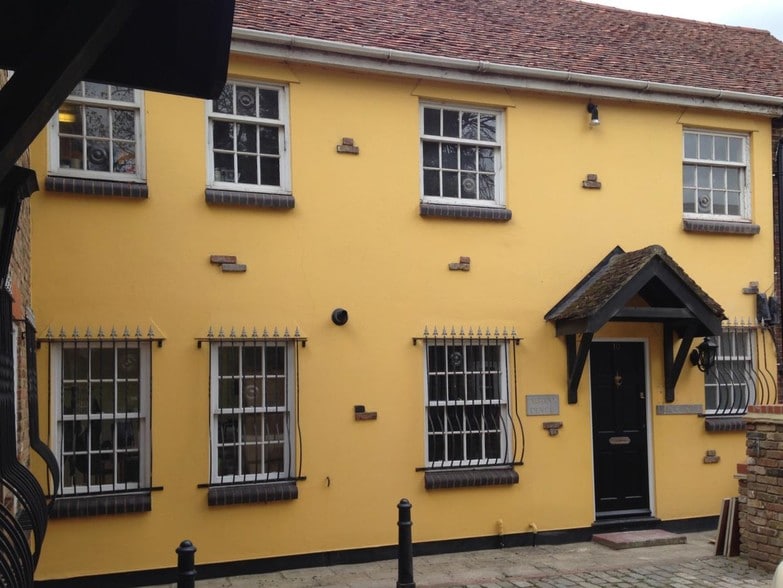 Holywell Hl, St Albans en alquiler - Foto principal - Imagen 1 de 2