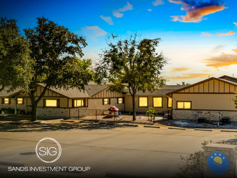 60 Limmer Loop, Round Rock, TX en venta - Foto principal - Imagen 1 de 5