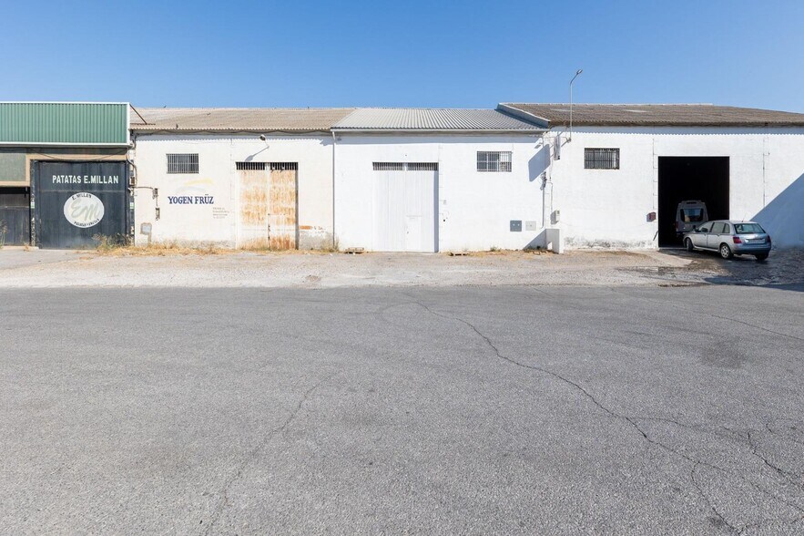 Nave en Atarfe, Granada en venta - Foto del edificio - Imagen 1 de 21