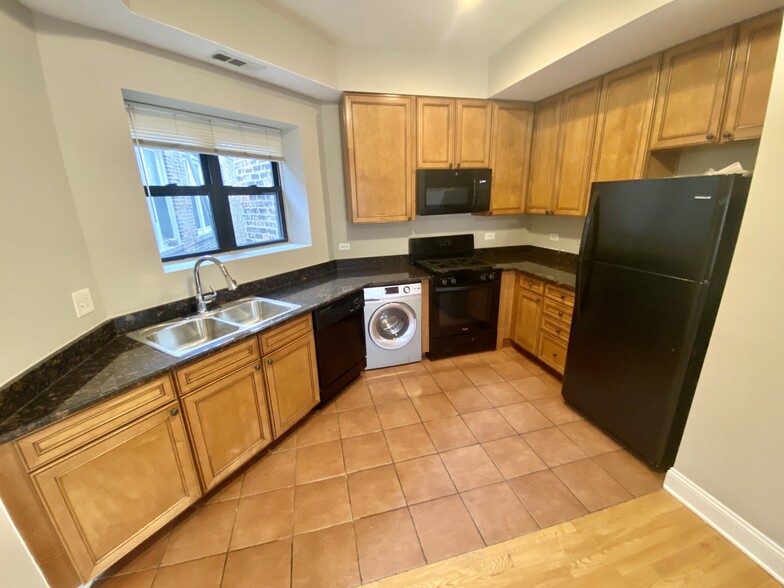 6557 S Minerva Ave, Chicago, IL en venta - Foto del edificio - Imagen 3 de 24