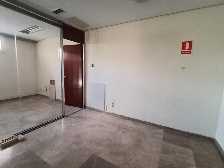 Local en Córdoba en venta - Foto del edificio - Imagen 3 de 4
