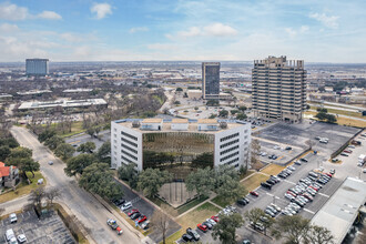 7929 Brookriver Dr, Dallas, TX - VISTA AÉREA  vista de mapa - Image1