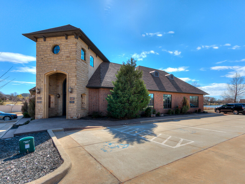 2958 NW 156th St, Edmond, OK en alquiler - Foto del edificio - Imagen 3 de 4