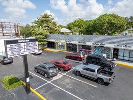 Retail Space For Lease - Inmueble