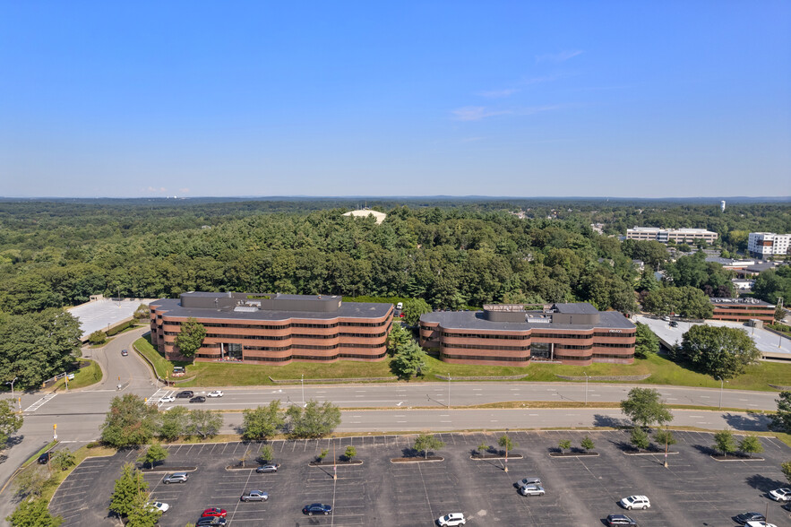 10 Burlington Mall Rd, Burlington, MA en alquiler - Foto del edificio - Imagen 1 de 5