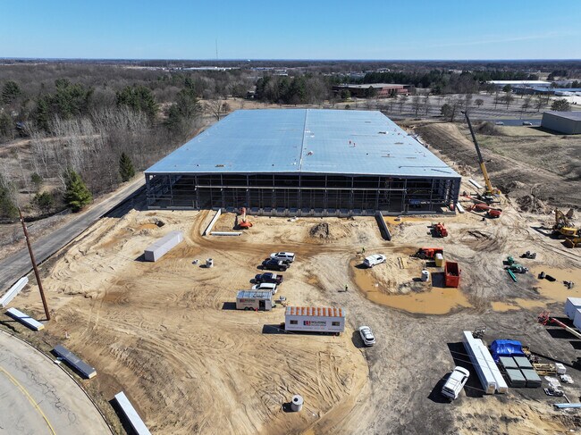 Más detalles de 5177 Corporate Woods Dr, Kalamazoo, MI - Nave en alquiler