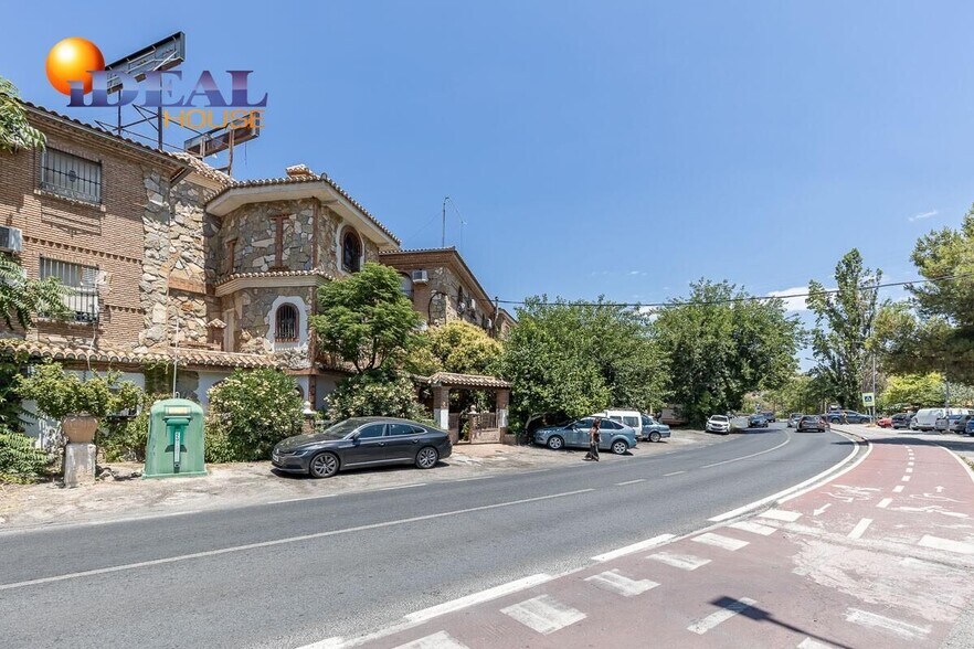 Local en Cenes de la Vega, Granada en venta - Foto del edificio - Imagen 2 de 40