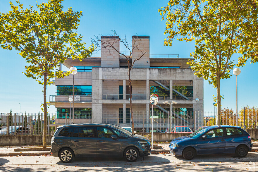 Calle Adolfo Pérez Esquivel, 3, Las Rozas de Madrid, Madrid en alquiler - Foto del edificio - Imagen 3 de 3