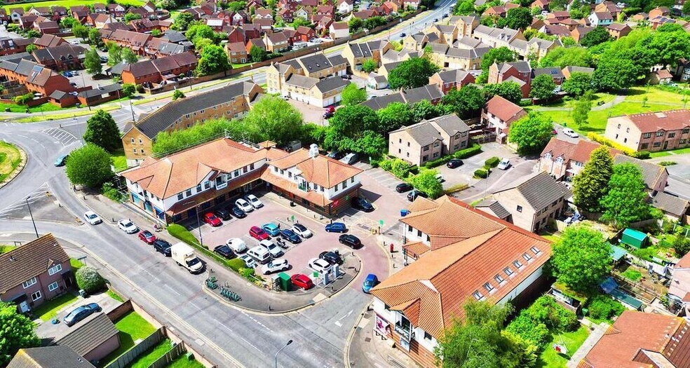 Pear Tree Rd, Bradley Stoke en alquiler - Foto del edificio - Imagen 1 de 8
