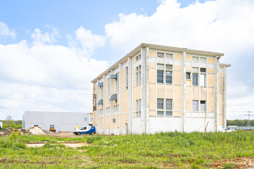 Flex en Villejust en alquiler - Foto del edificio - Imagen 2 de 2