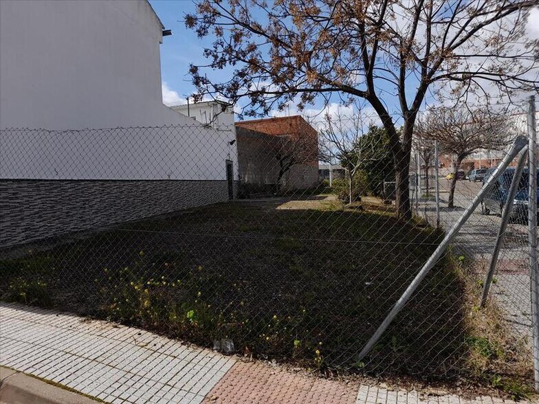 Terreno en Mérida en venta - Foto del edificio - Imagen 2 de 11