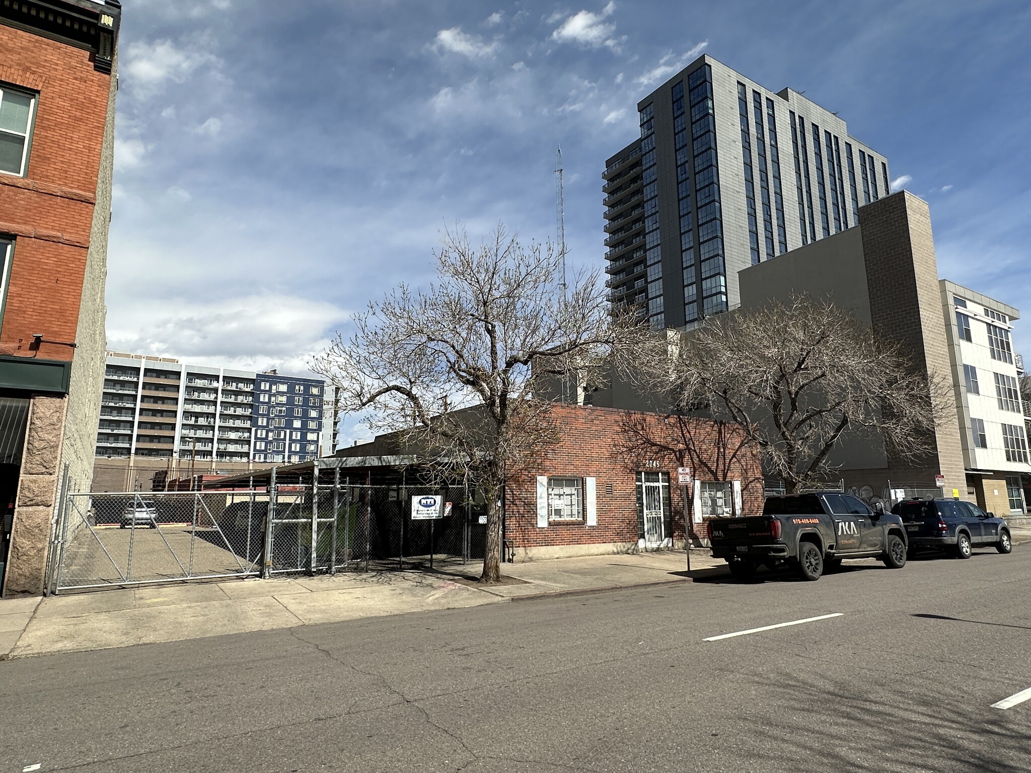 2045 Curtis St, Denver, CO en alquiler Foto del edificio- Imagen 1 de 10