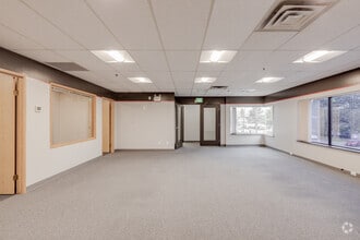 6360 202nd St, Langley Twp, BC en alquiler Foto del interior- Imagen 2 de 7