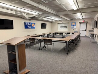 Más detalles de 4949 E Cesar Chavez Blvd, Fresno, CA - Coworking en alquiler