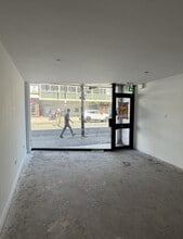 94-94A West St, Fareham en alquiler Foto del interior- Imagen 1 de 6