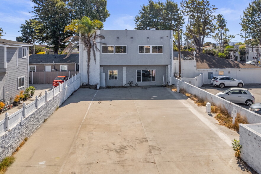 2321 Torrance Blvd, Torrance, CA en venta - Foto del edificio - Imagen 3 de 25