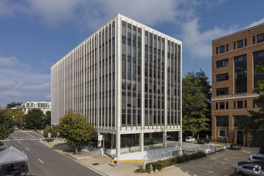 901 N Washington St, Alexandria, VA en alquiler - Foto del edificio - Imagen 2 de 6