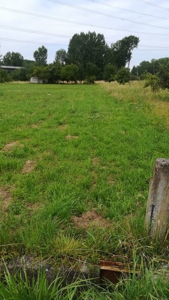 Terreno en Ponferrada en venta - Foto del edificio - Imagen 3 de 6