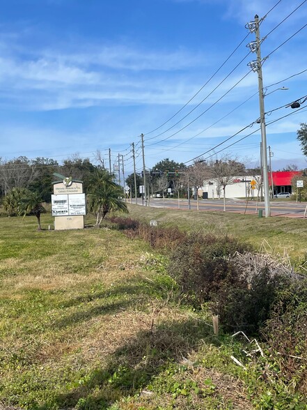 159 N Central Ave, Oviedo, FL en alquiler - Foto del edificio - Imagen 2 de 16