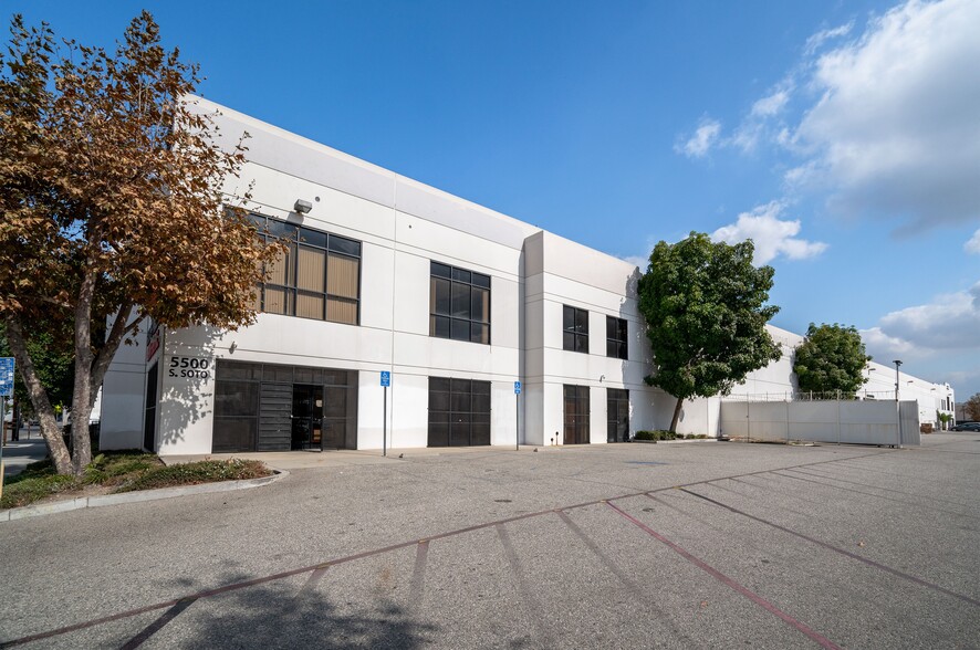 5500-5510 S Soto St, Vernon, CA en venta - Foto del edificio - Imagen 1 de 19