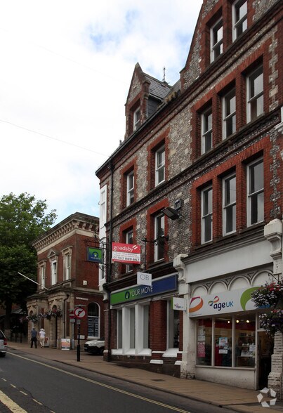 83 High St, Winchester en alquiler - Foto del edificio - Imagen 3 de 3