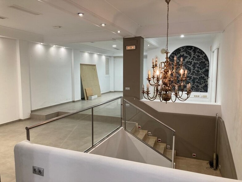 Local en Córdoba, Córdoba en alquiler - Foto del interior - Imagen 1 de 9