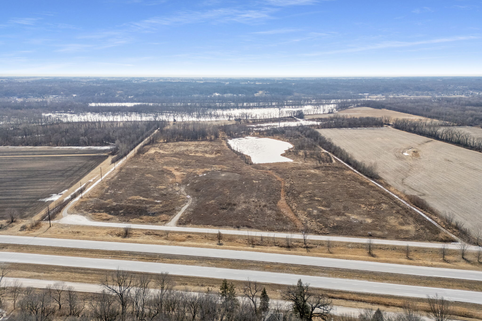 7300 John Deere Rd, Moline, IL en venta Foto del edificio- Imagen 1 de 12