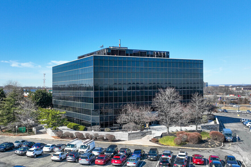 900 US Highway 9 N, Woodbridge, NJ en alquiler - Foto del edificio - Imagen 1 de 52