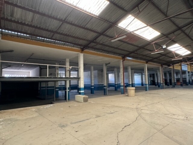 Nave en Villanueva de la Serena en venta - Foto del edificio - Imagen 3 de 31