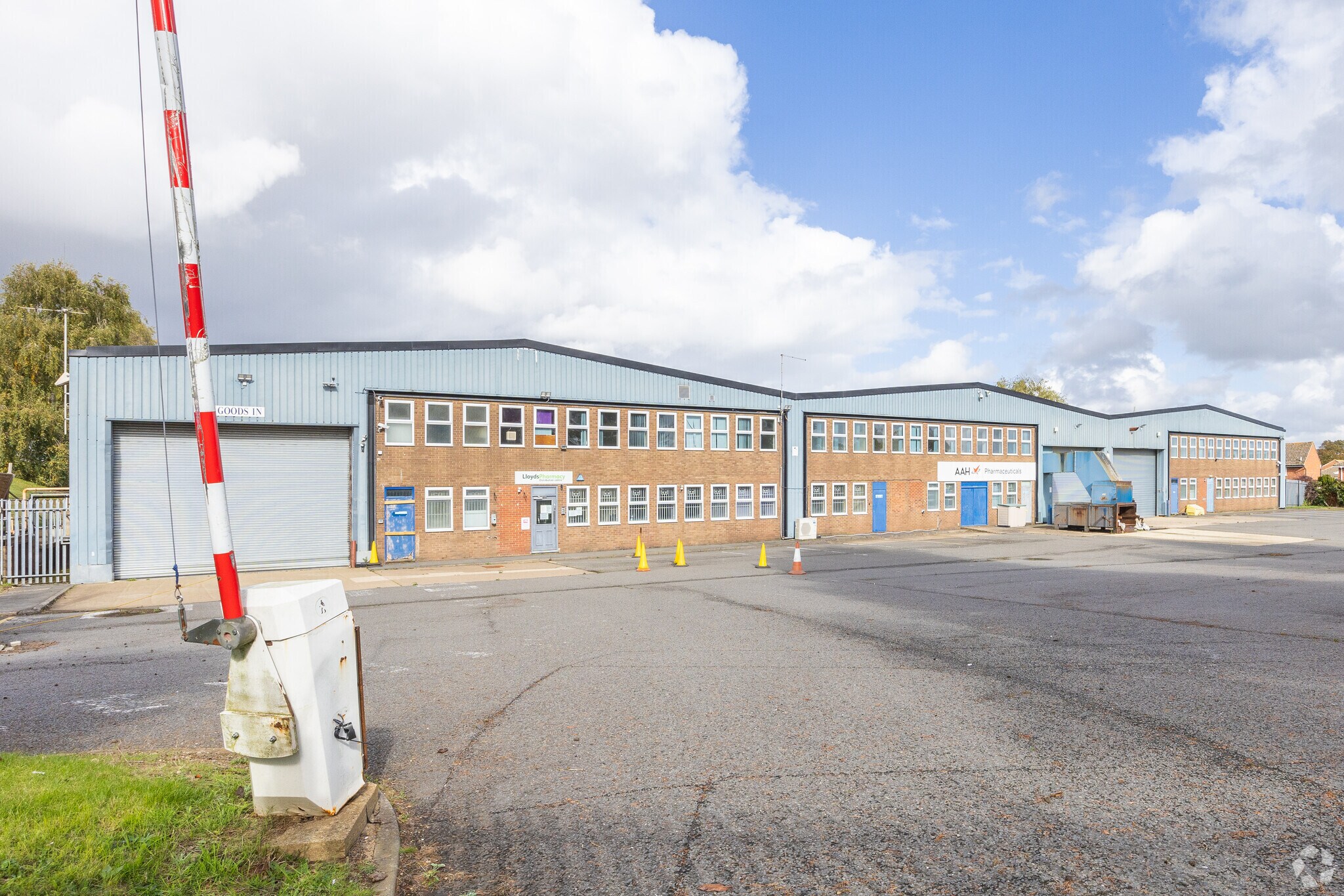 1 Cavalry Hl, Weedon en venta Foto principal- Imagen 1 de 2