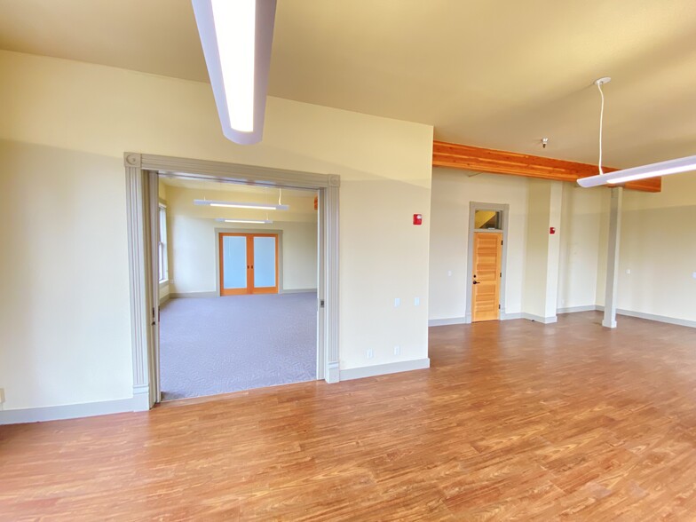 205 SE Grand Ave, Portland, OR en alquiler - Foto del interior - Imagen 3 de 8