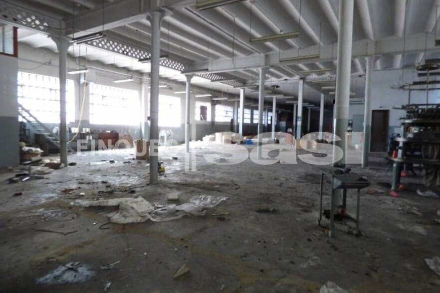 Nave en Igualada, Barcelona en alquiler - Foto del interior - Imagen 1 de 10