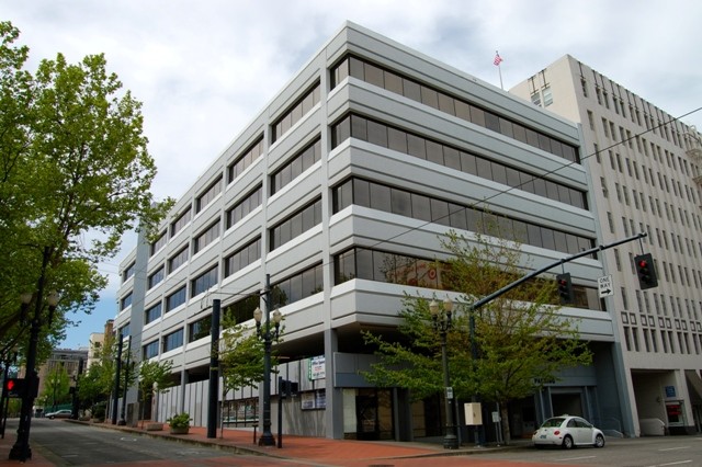 1221 SW Yamhill St, Portland, OR en alquiler - Foto del edificio - Imagen 1 de 2