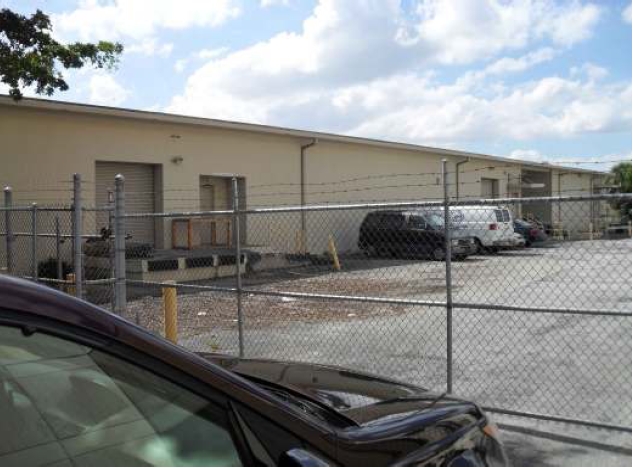 18470 NW 27th Ave, Miami Gardens, FL en venta - Foto del edificio - Imagen 2 de 32