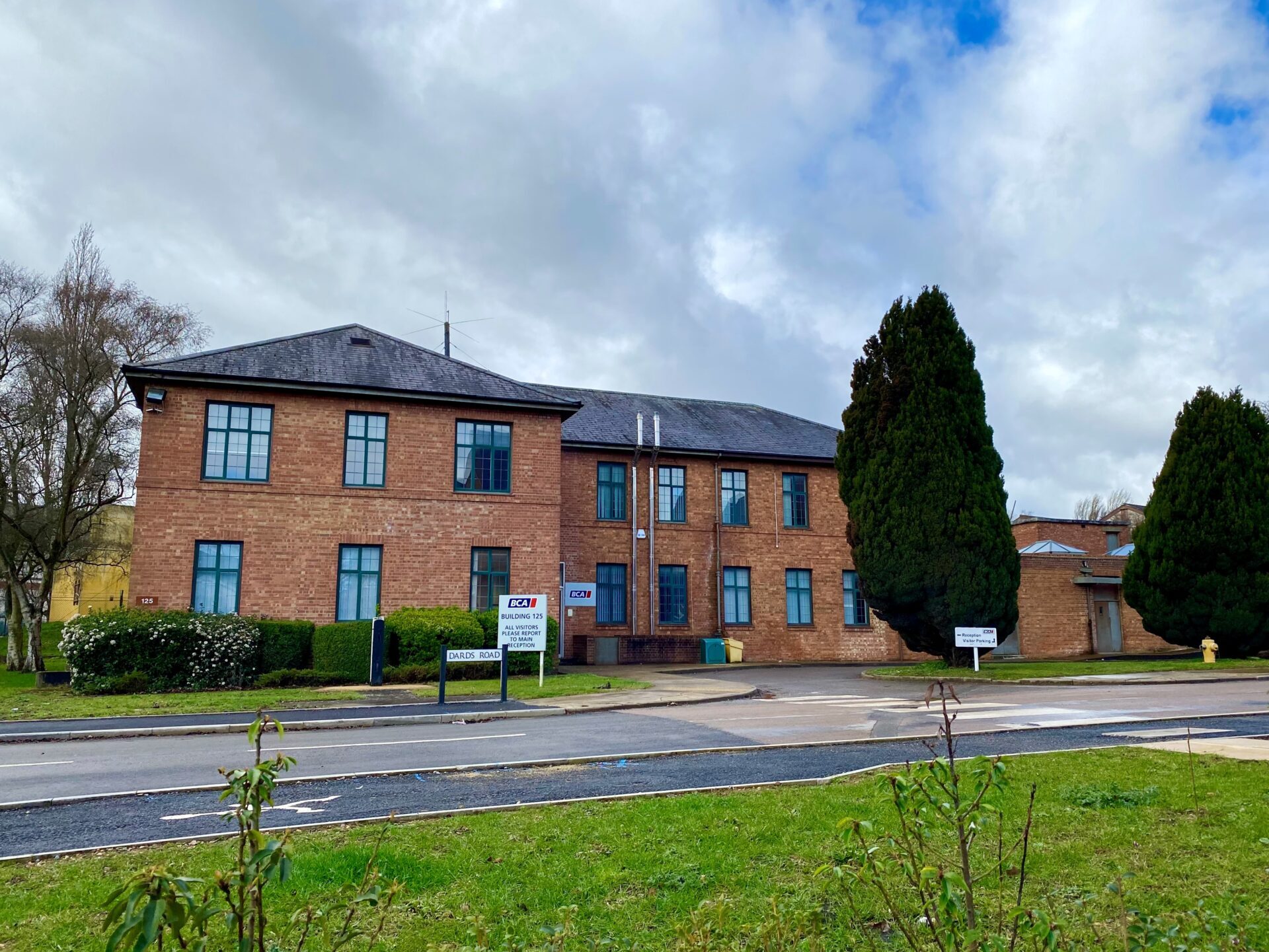 125 Camp Rd, Upper Heyford en alquiler Foto del edificio- Imagen 1 de 9